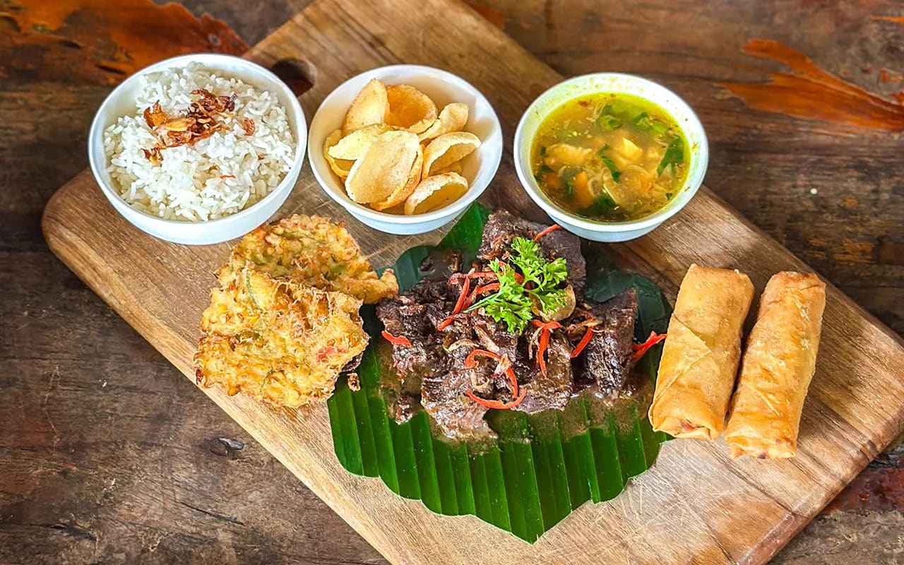 menjamu — Restaurant