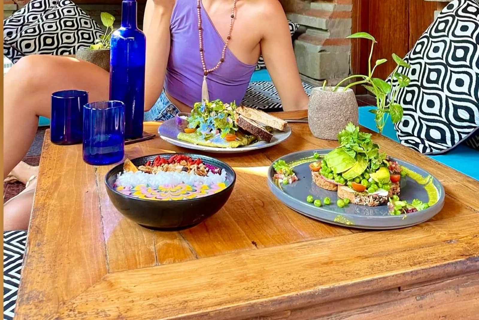 CAFE VIDA Healthy Organic Restaurant Canggu — Café