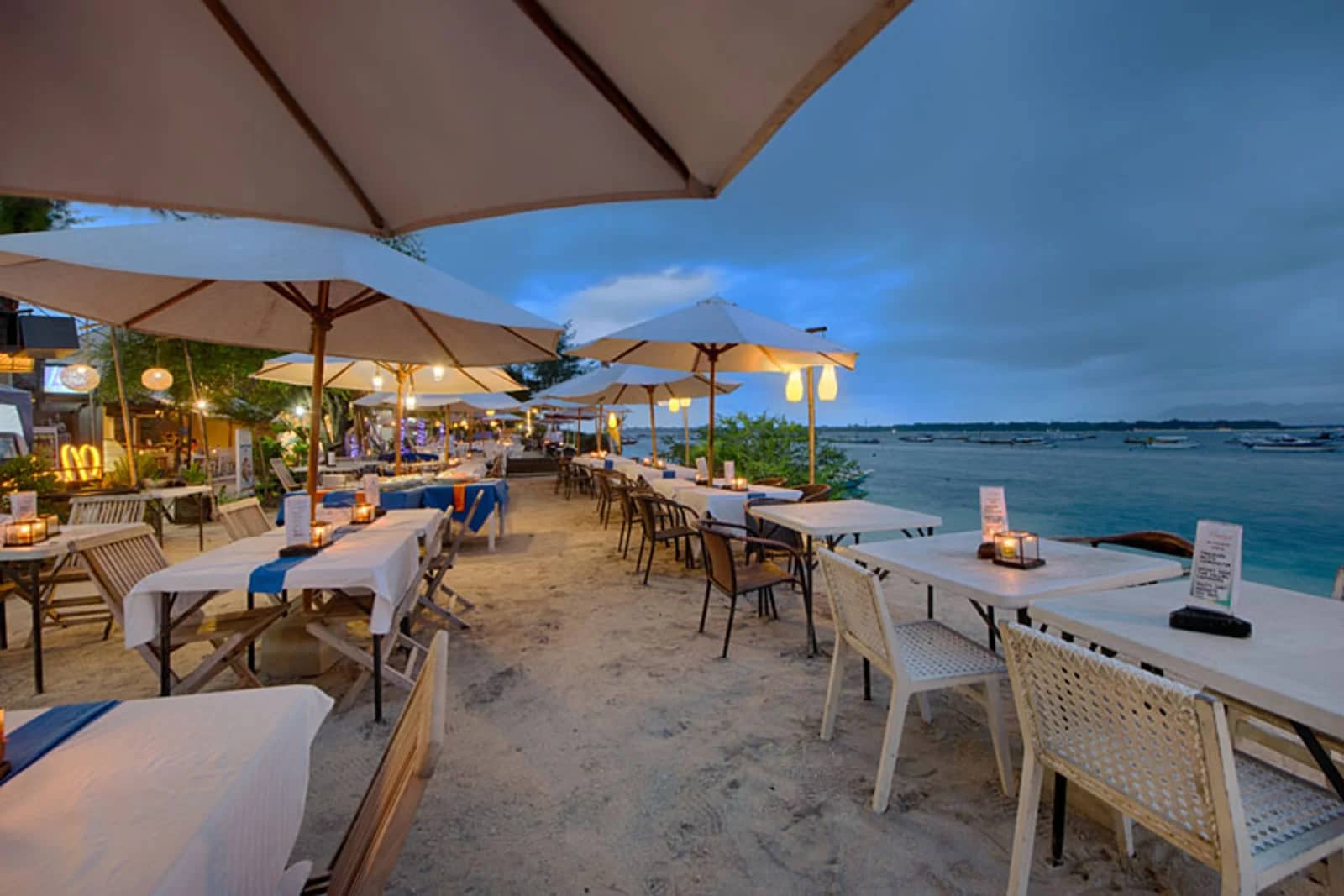 Natys Restaurant Seminyak — Restaurant