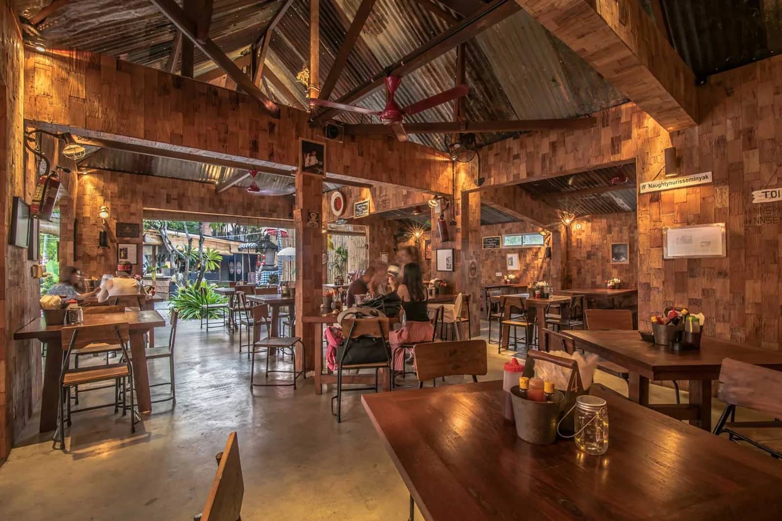 Naughty Nuri's Warung Seminyak — Warung