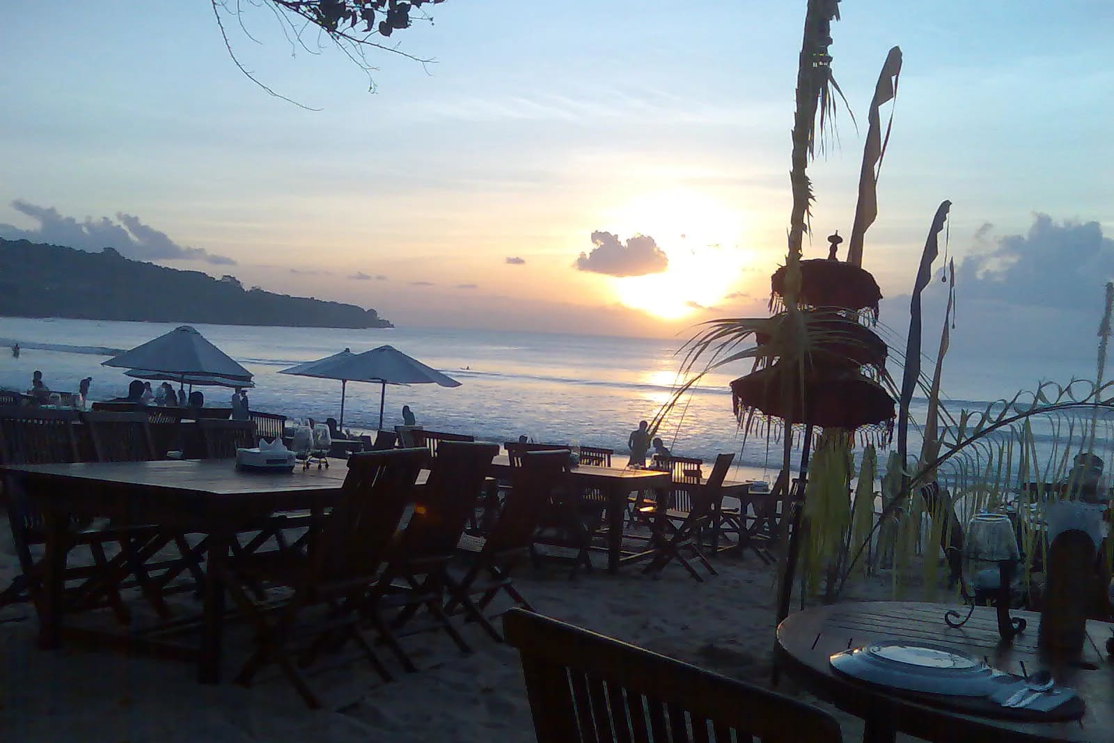 Radja Seafood Cafe — Restaurant