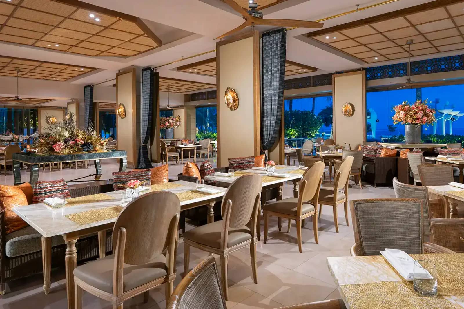 Soleil at Mulia — Restaurant