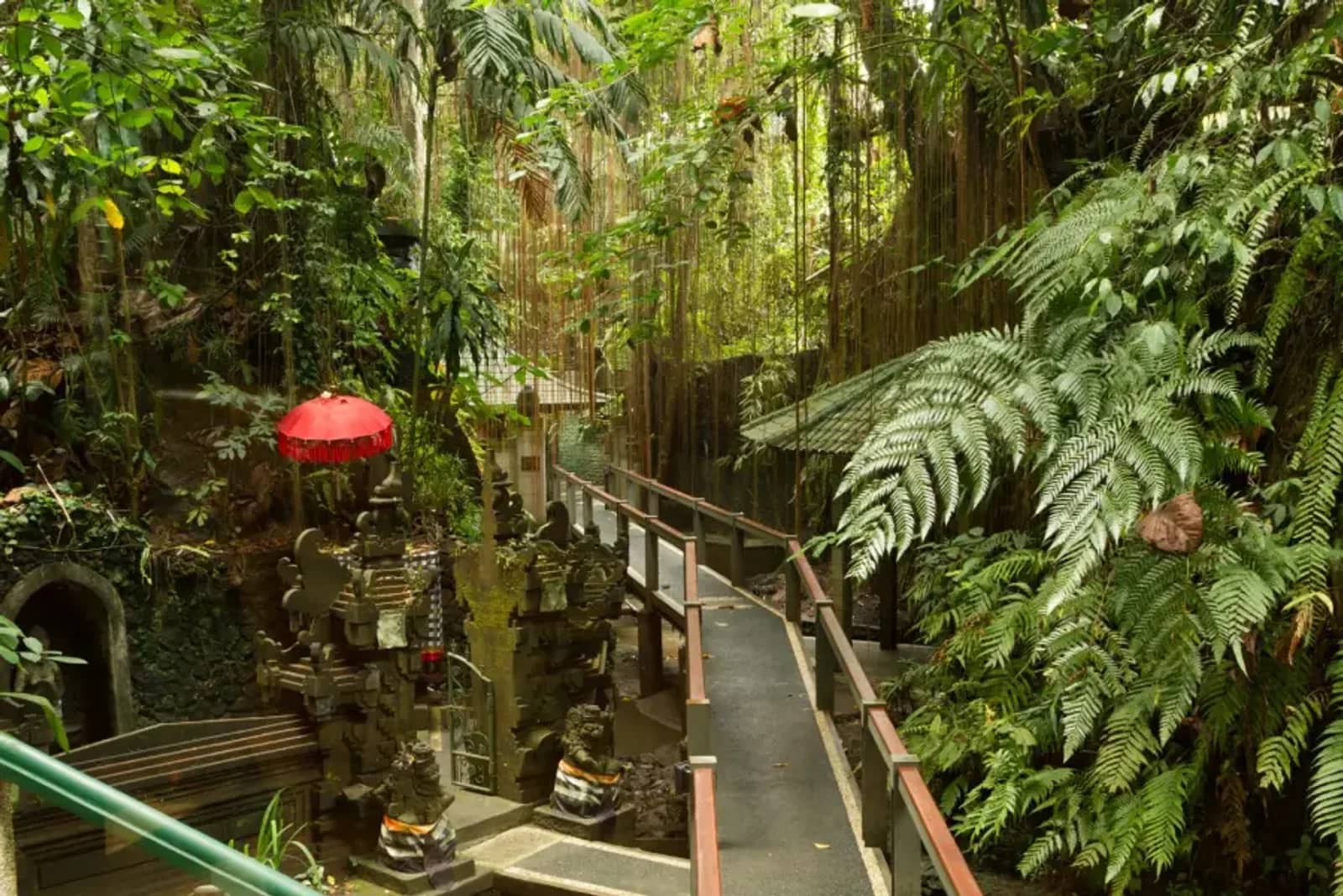 Taksu Spa — Wellness