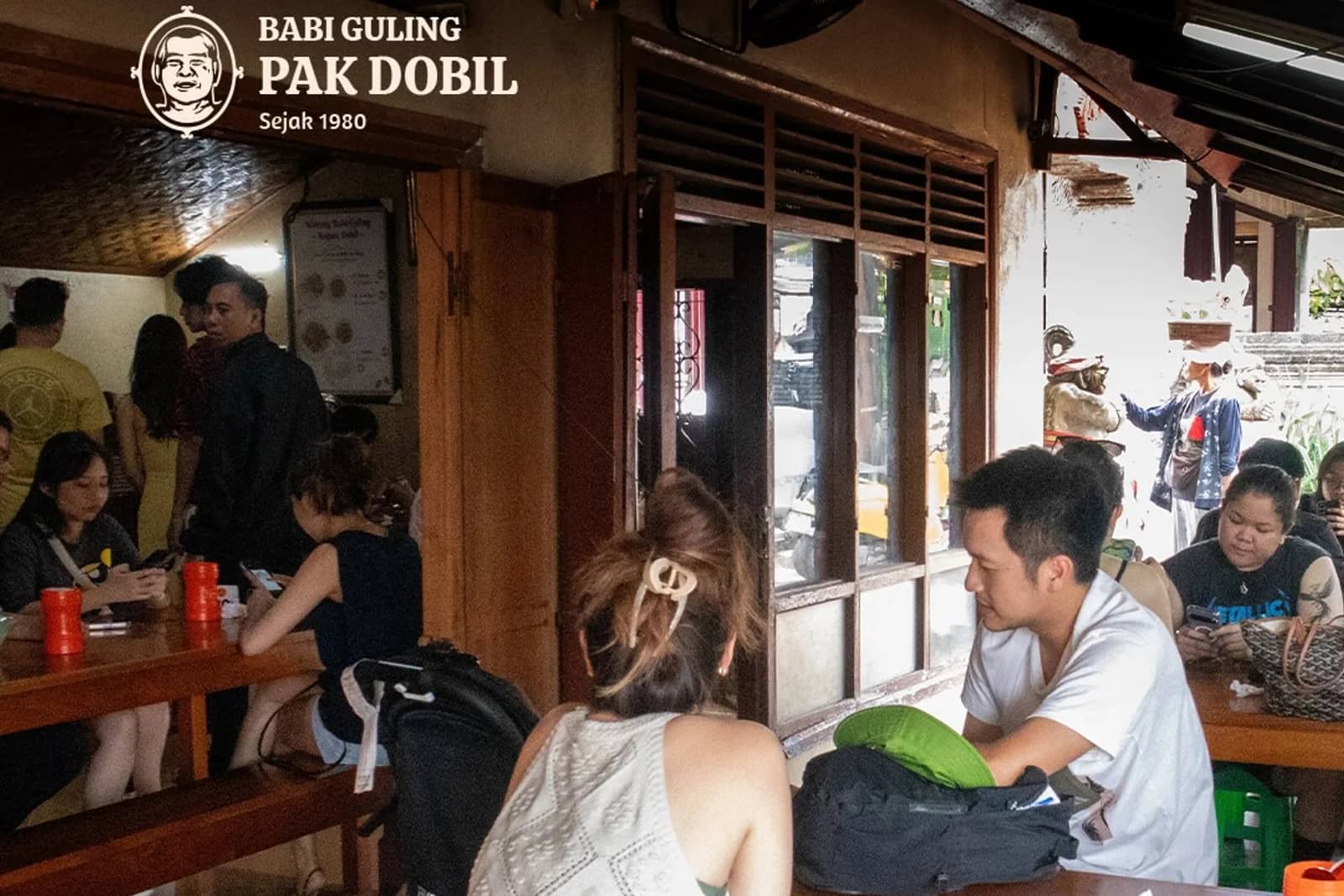 Warung Dobiel — Warung