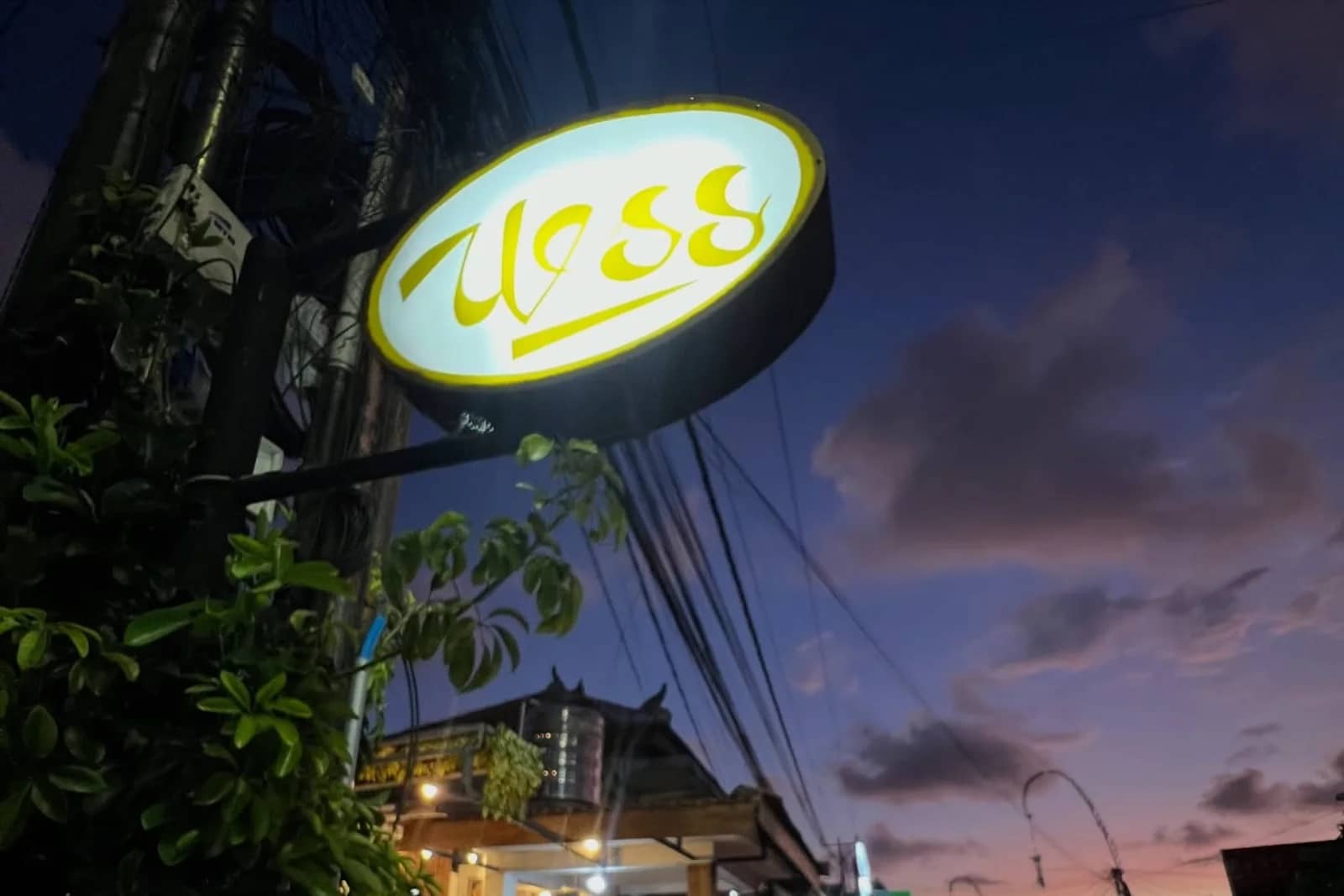 Warung Yess — Warung