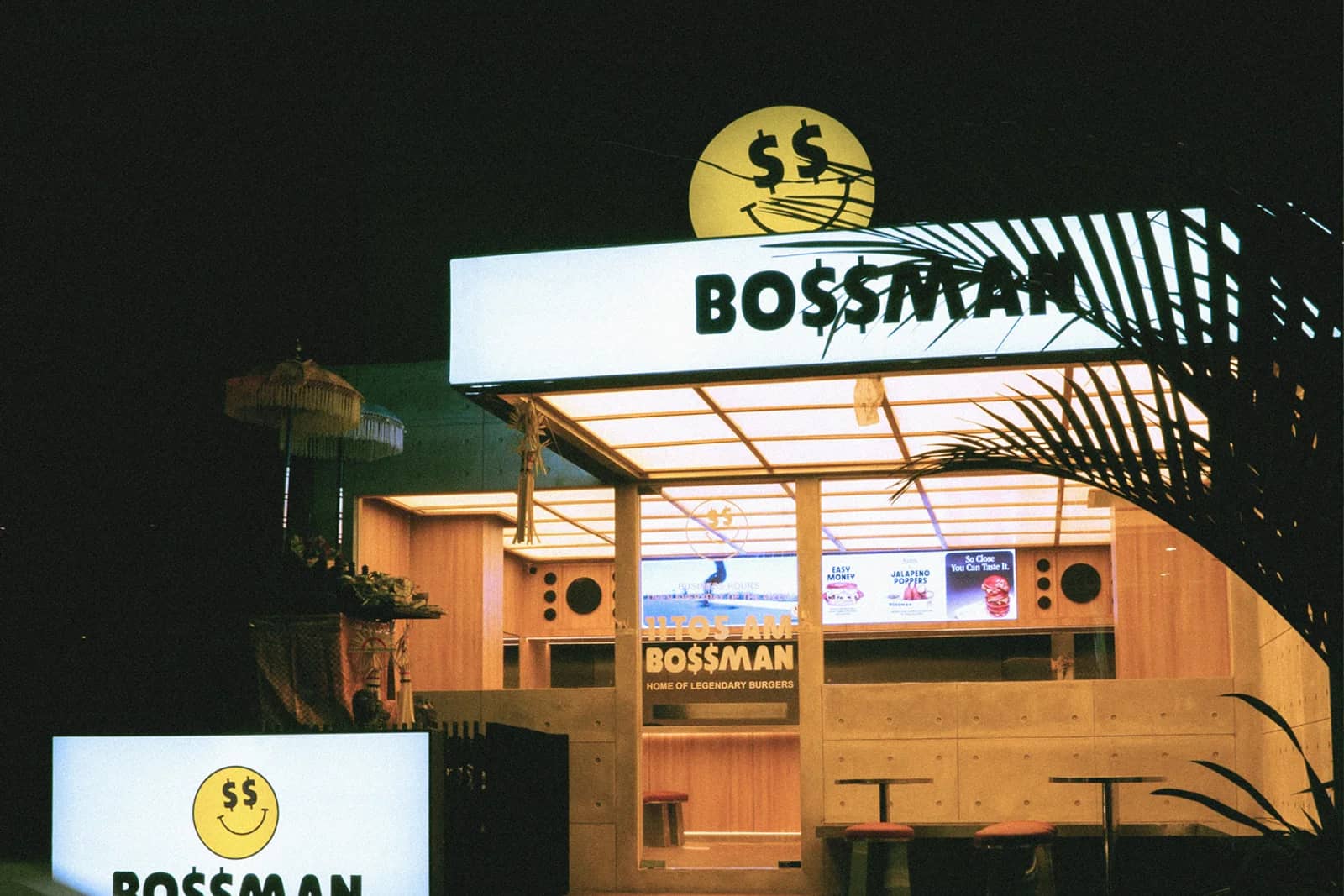 BO$$MAN — Restaurant
