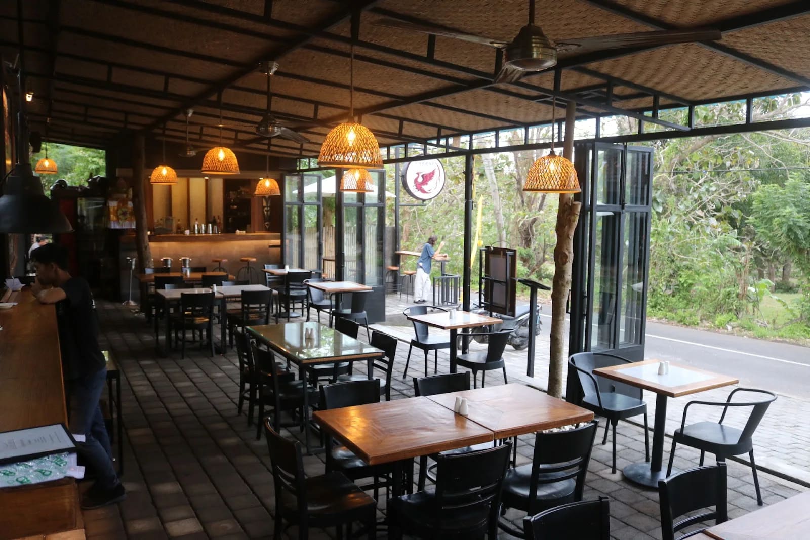 Laggas — Restaurant