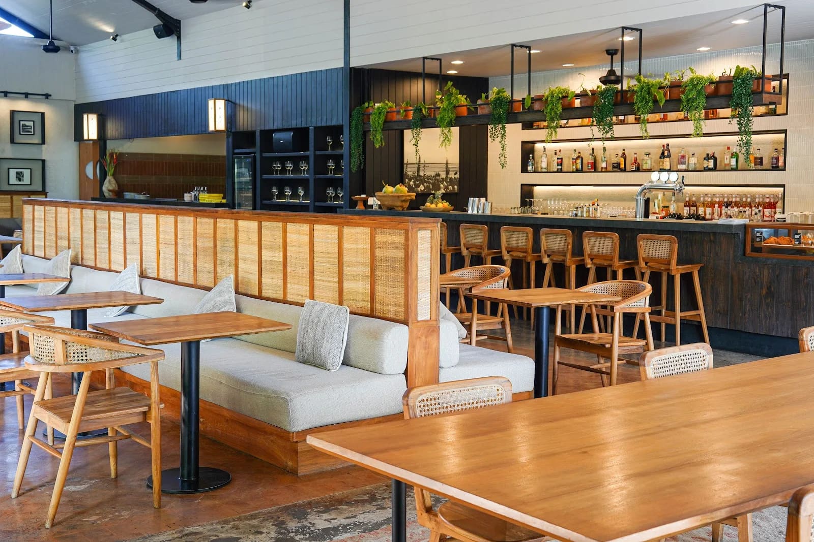 Milk & Madu Uluwatu — Café