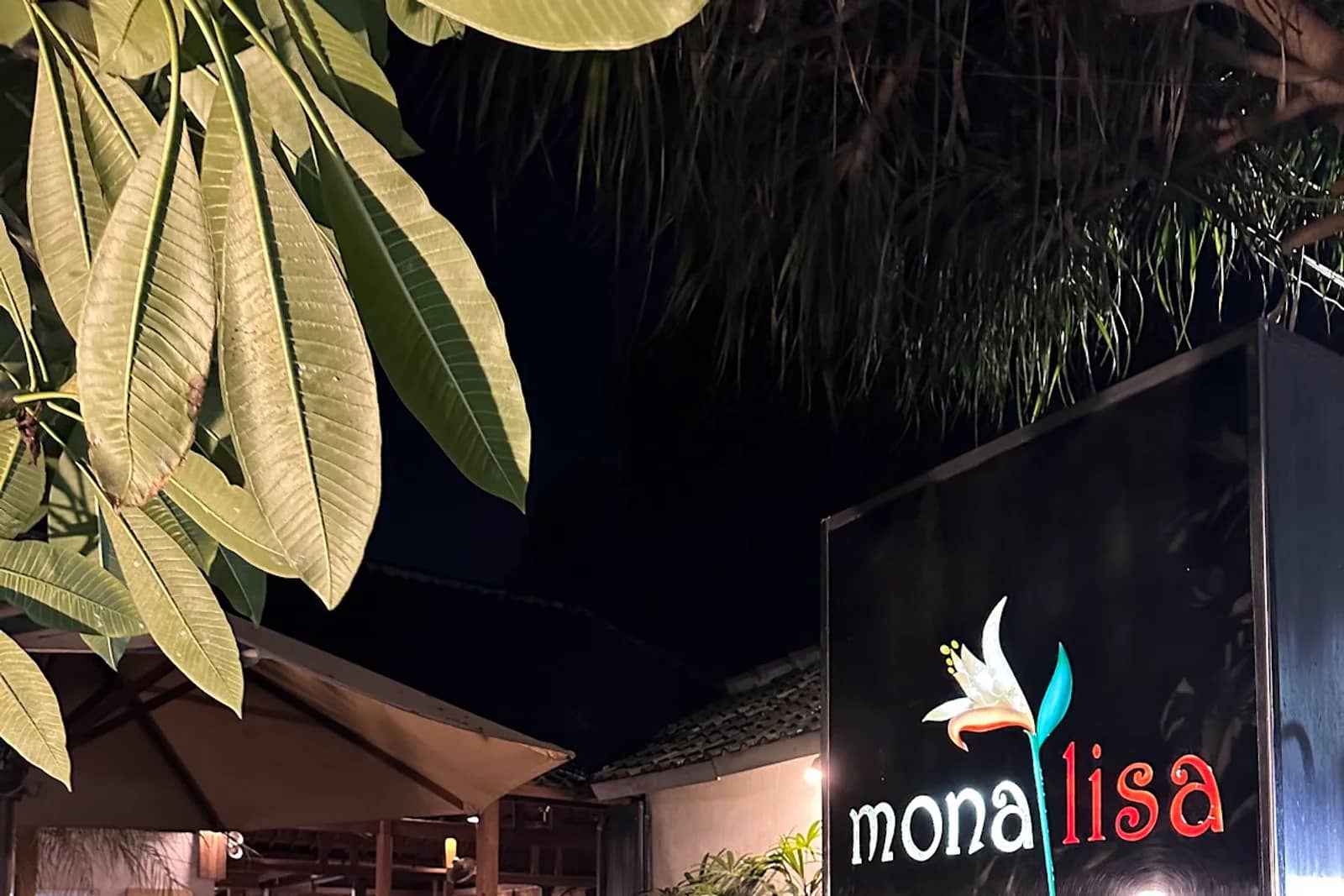 Mona Lisa Cafe — Café