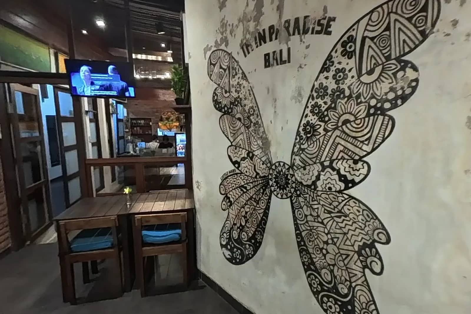 Warung Makan Little Mars — Warung