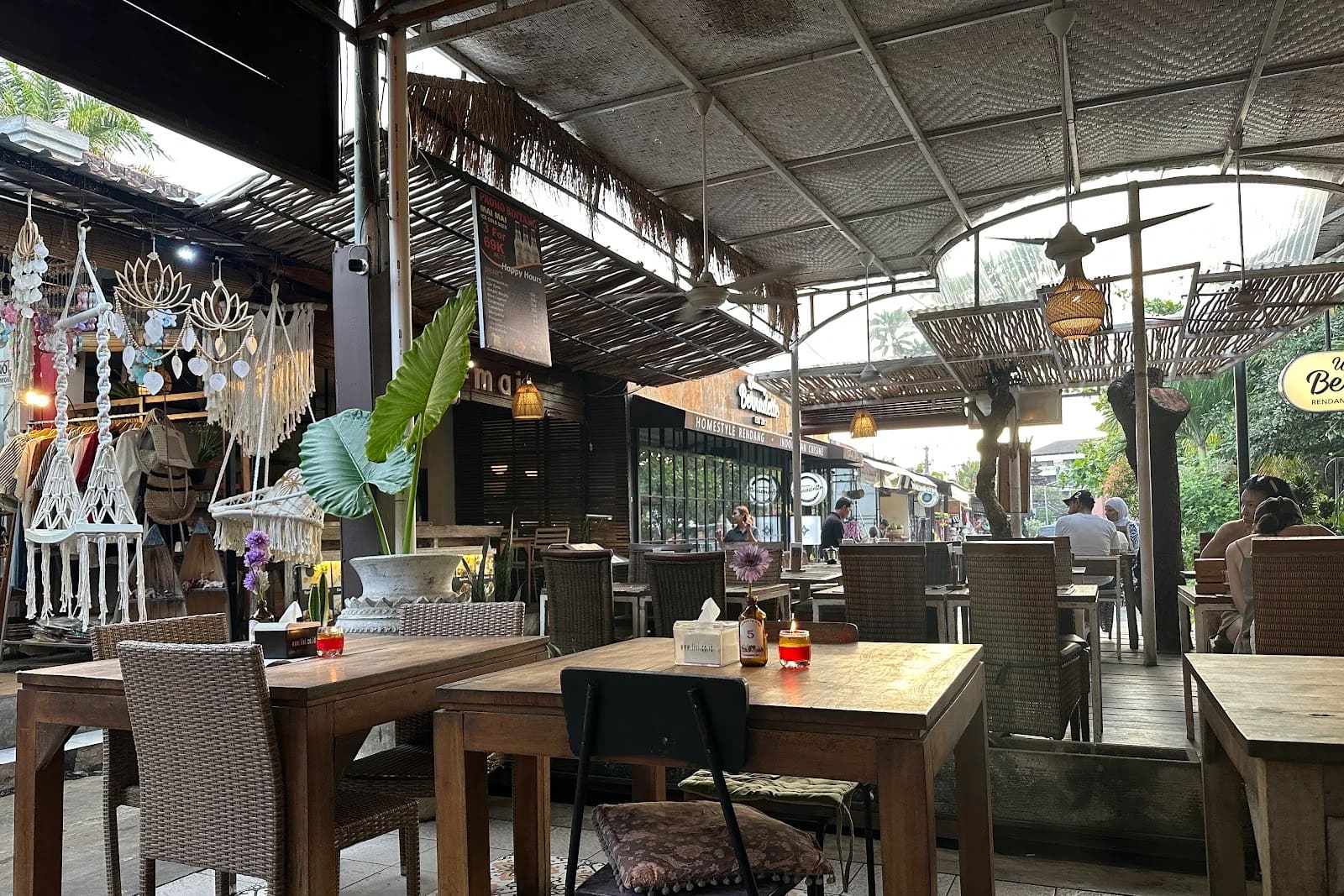 Warung Nia Balinese Food & Pork Ribs — Warung