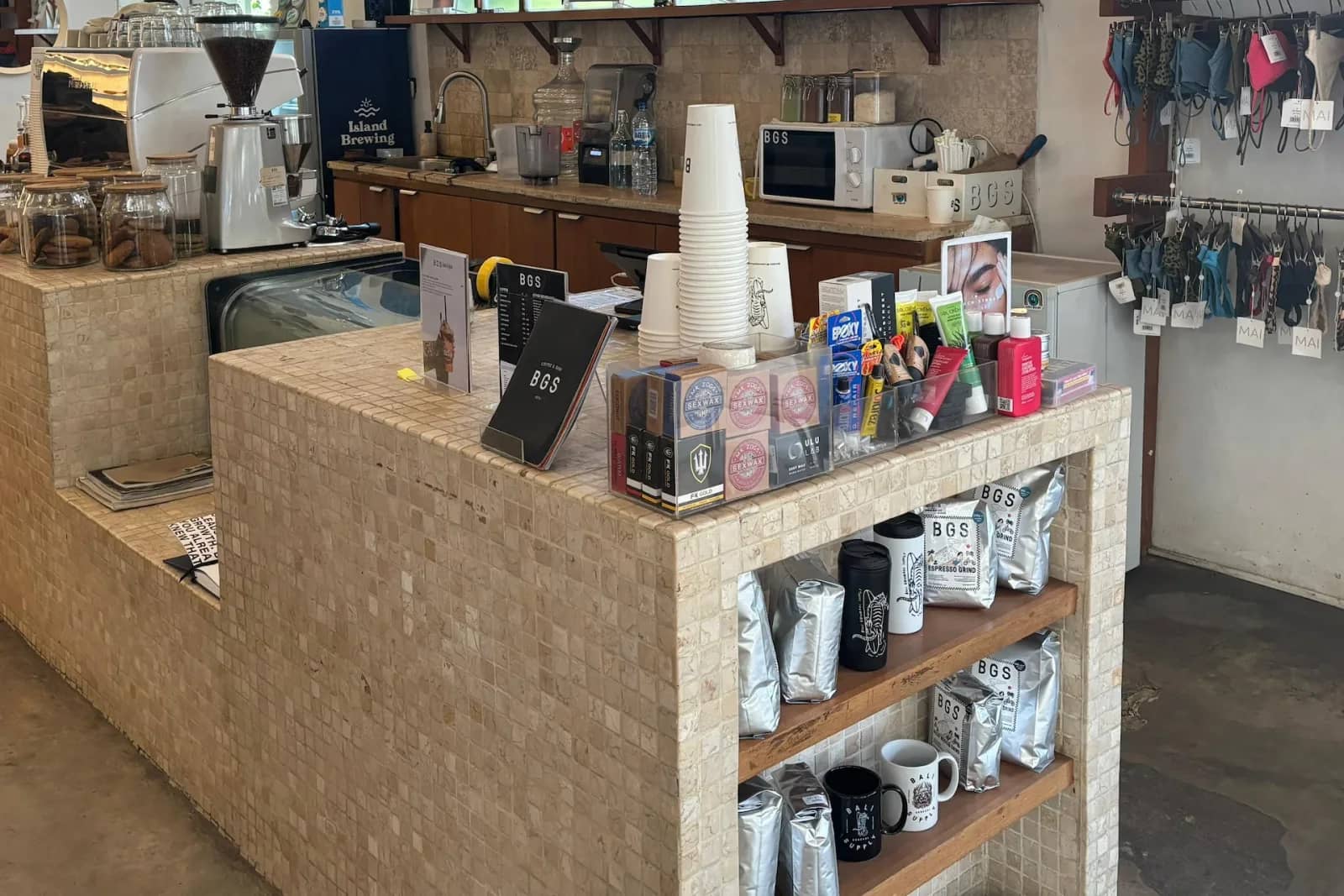 BGS Uluwatu — Café