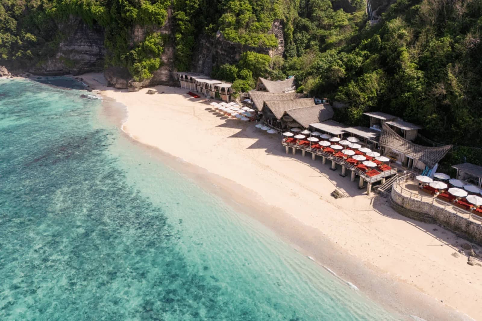 Sundays Beach Club — Beach club