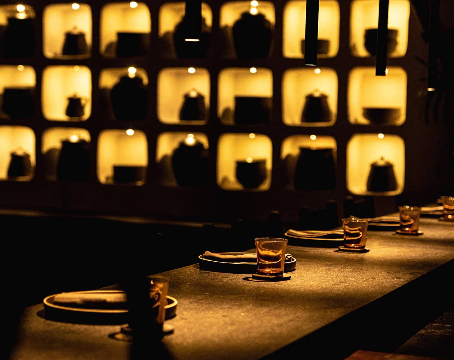 WAATU — Restaurant