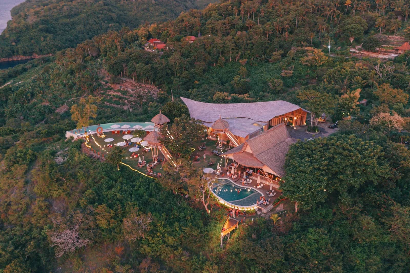Amok Sunset Restaurant & Bar — Restaurant