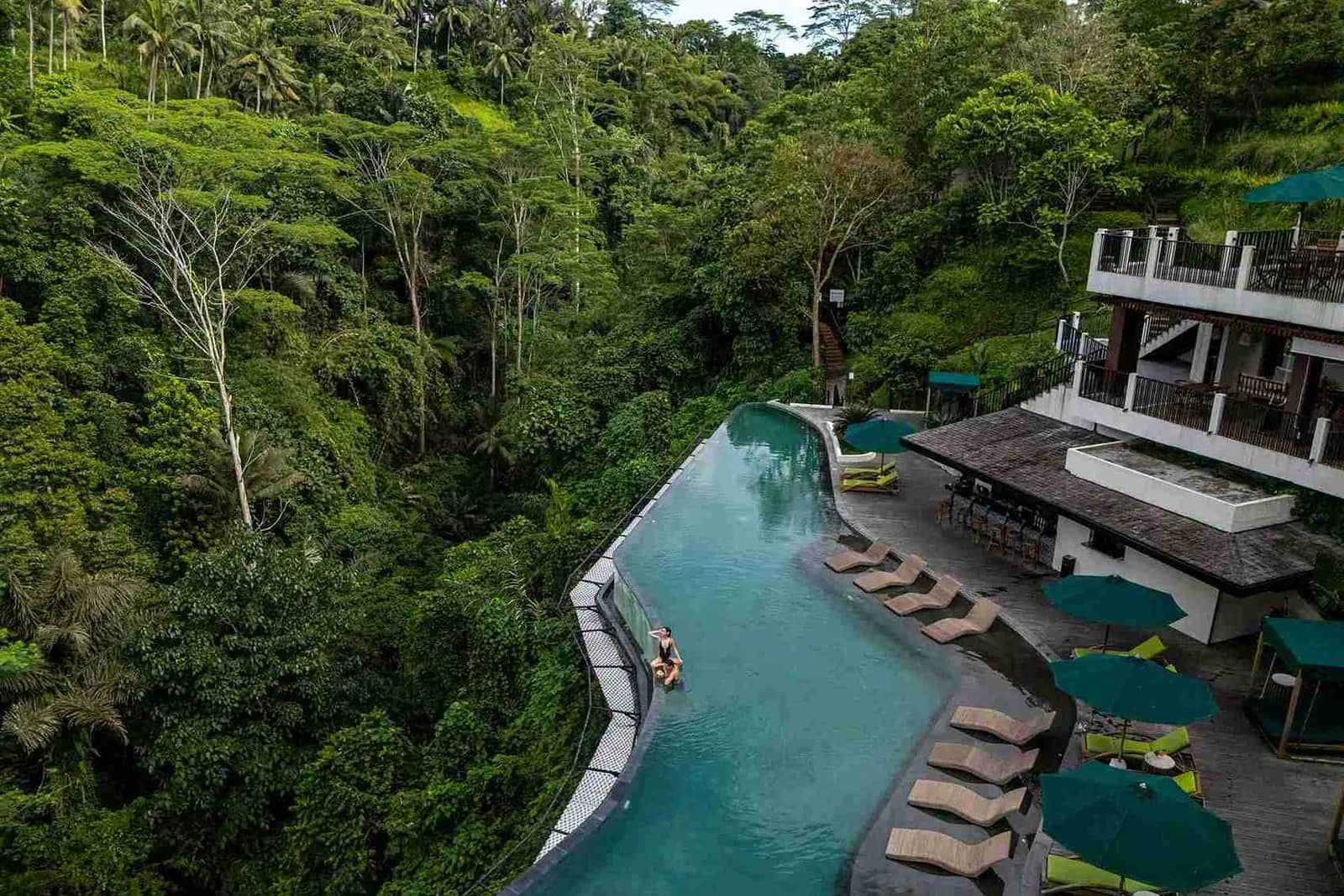 Baas Terrace and Wine Locked Lounge at Metland Venya Ubud — Restaurant