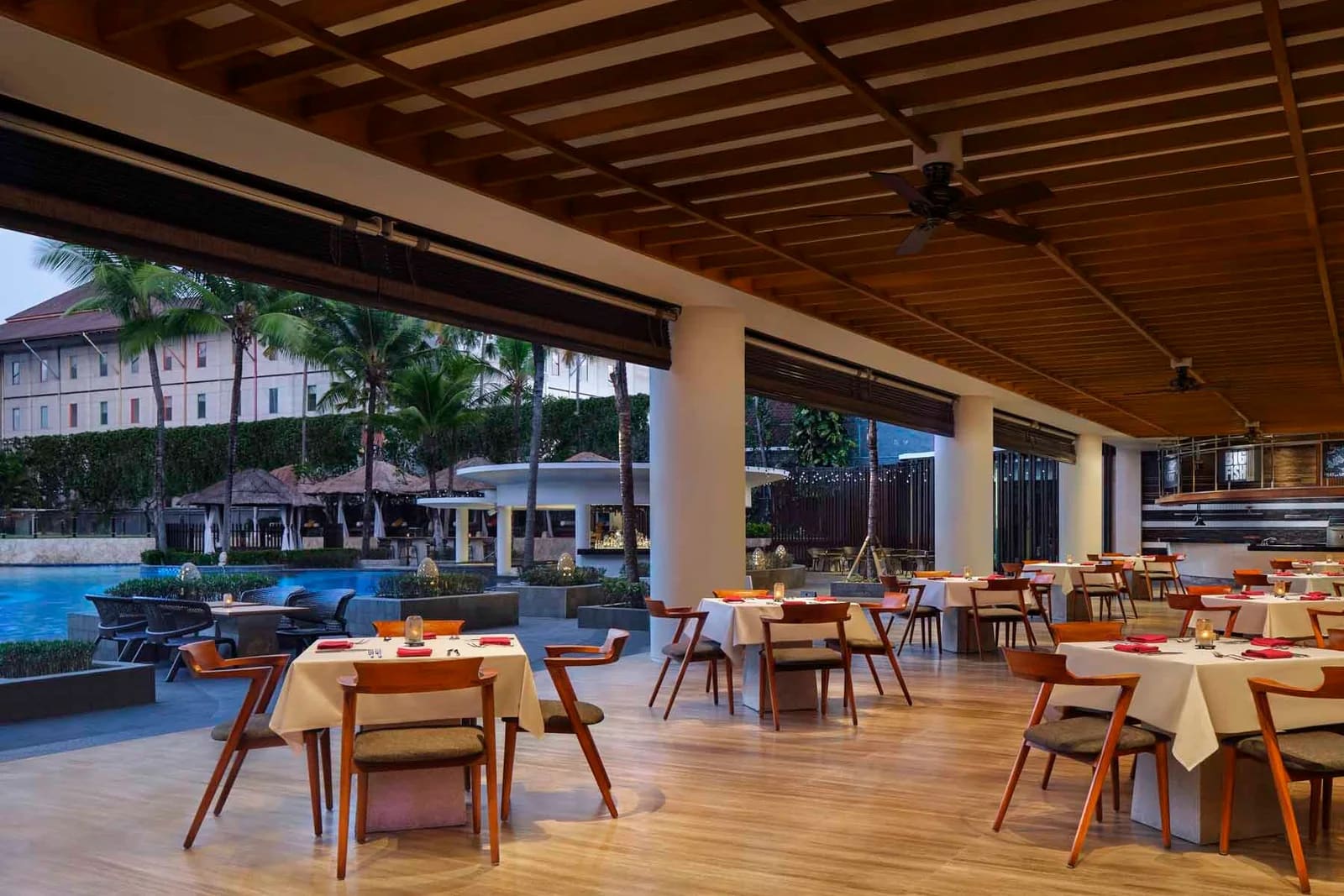 Big Fish Grill — Restaurant