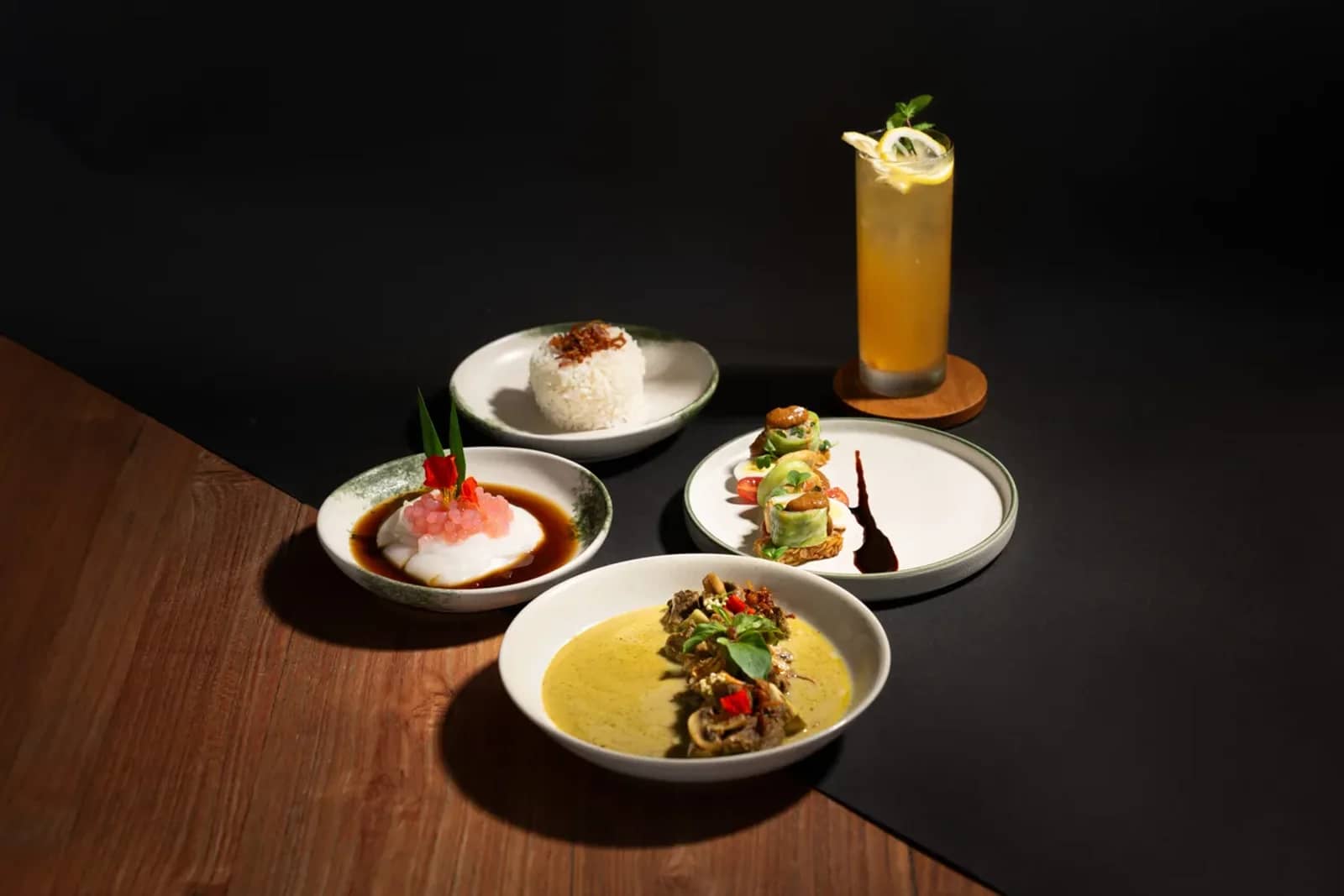 Birdhill Restaurant at Amora Ubud Boutique Villas — Restaurant