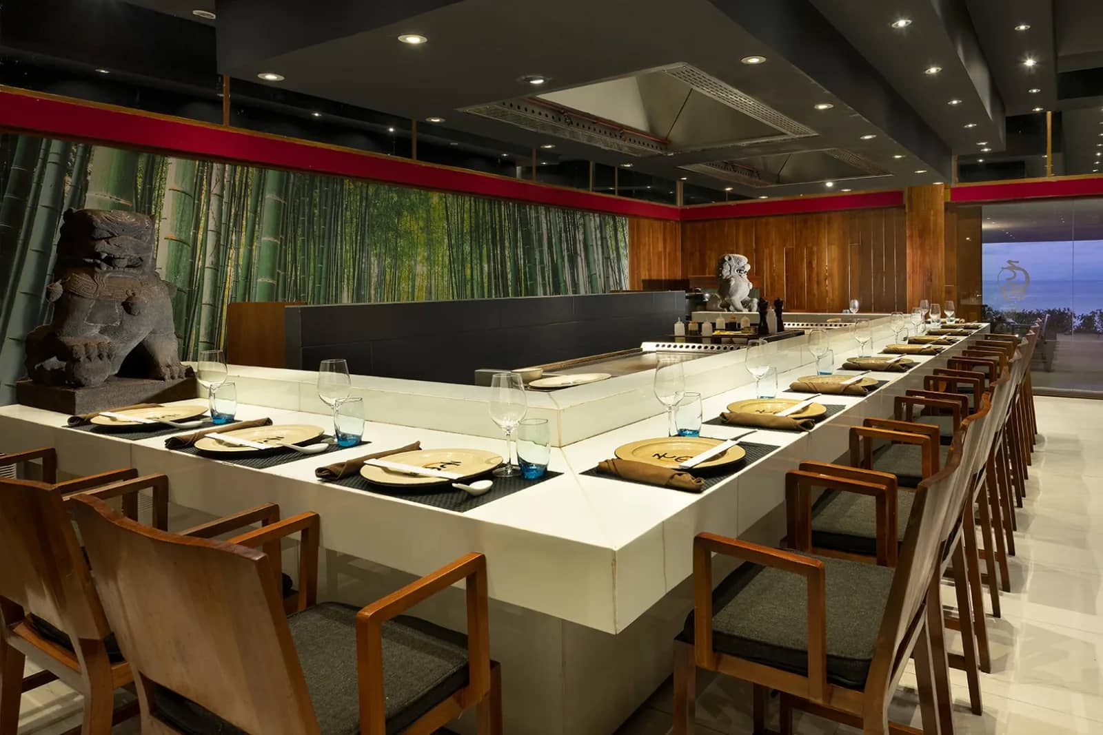 Botol Biru Bar and Grill at Anantara Uluwatu Bali Resort — Restaurant