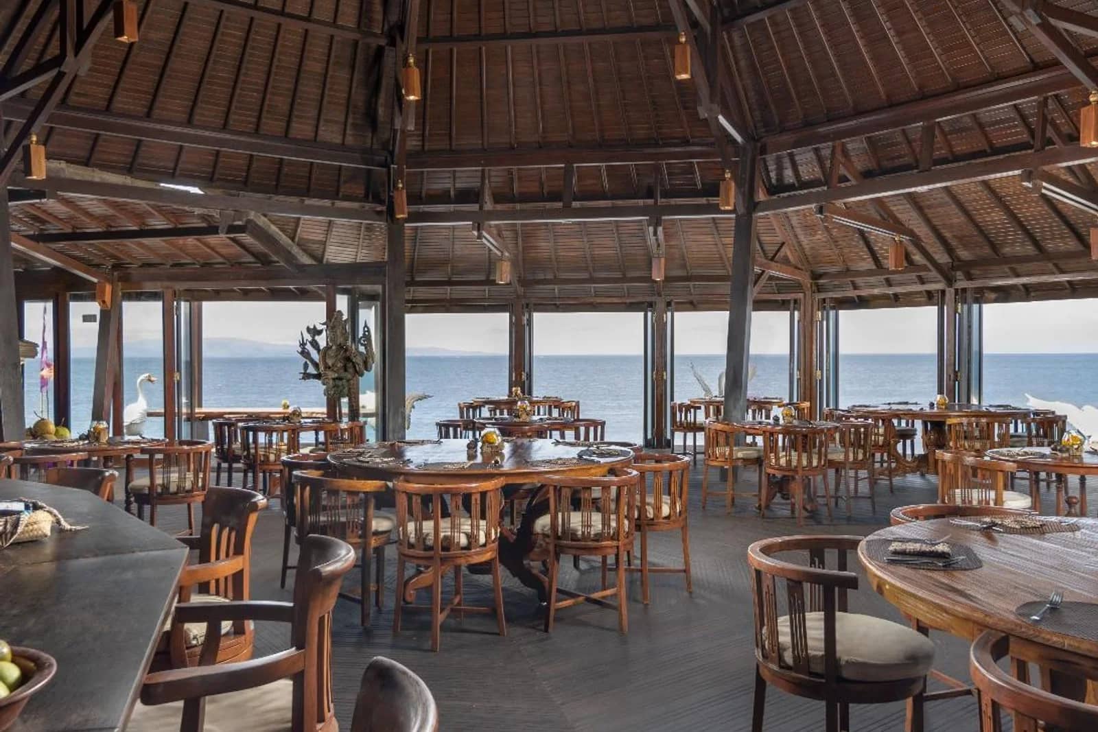 Desa Swan Villas & SPA, Keramas — Restaurant