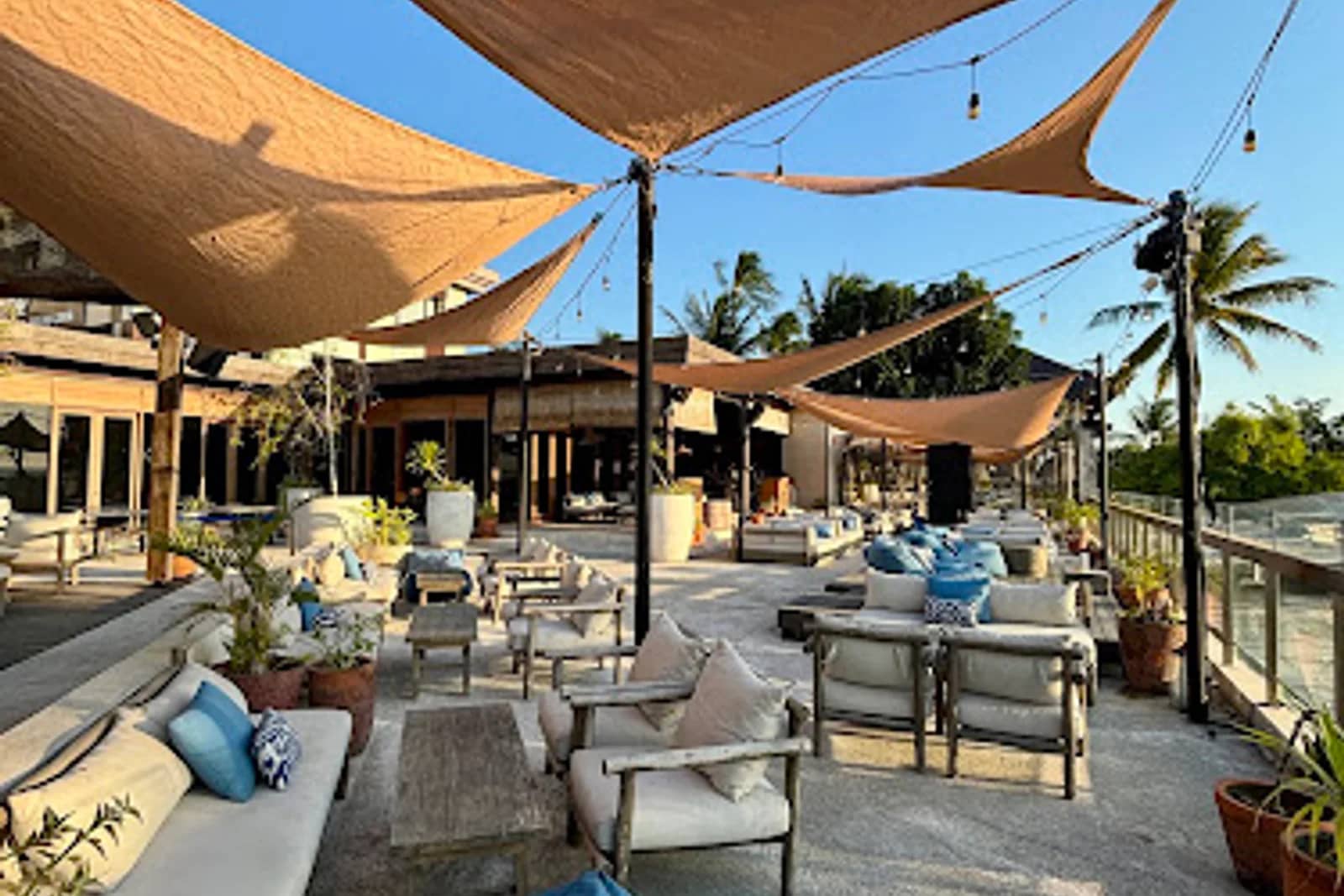 GIOI Ocean Gourmet — Restaurant