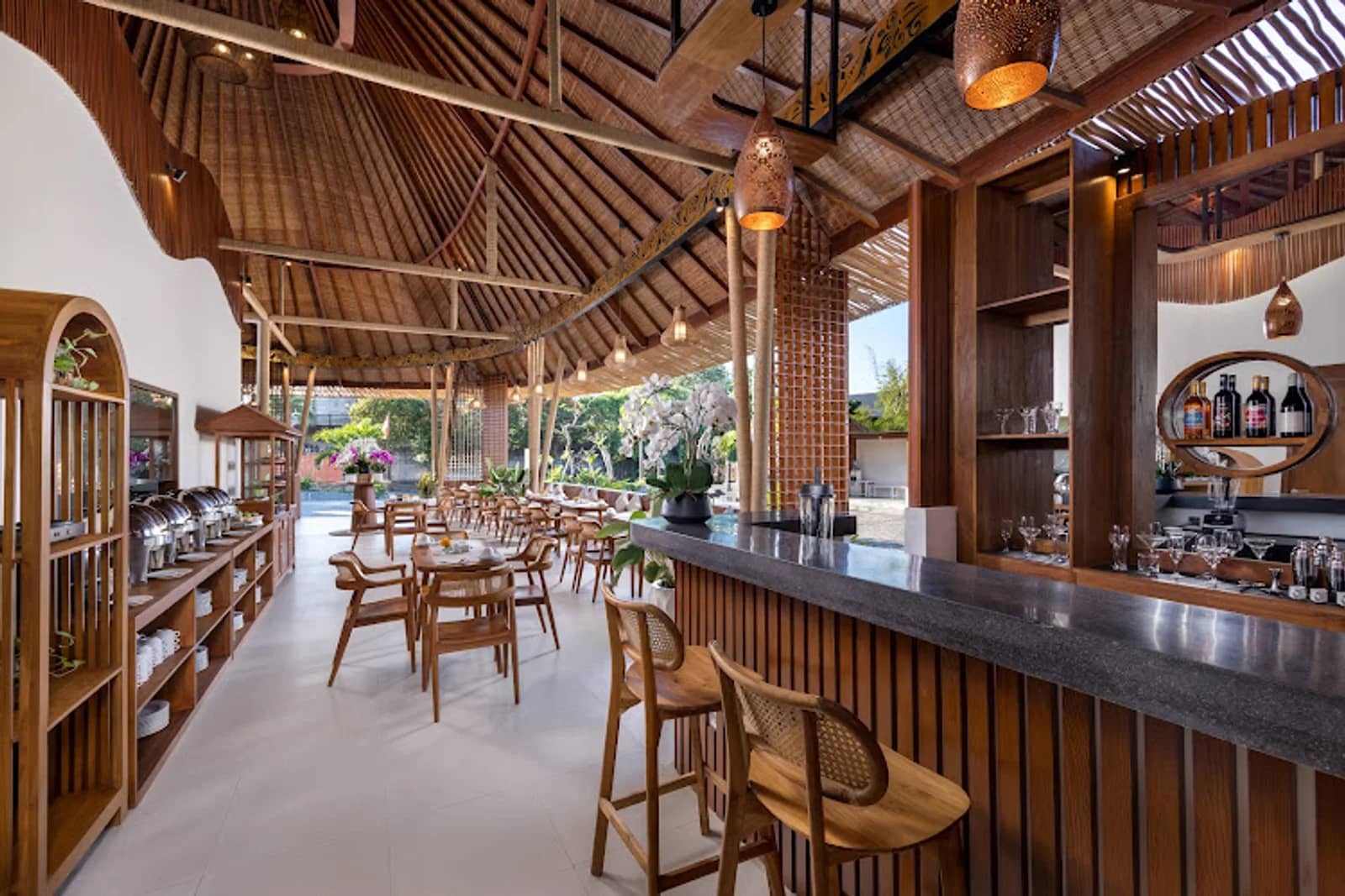Grillos Cafe & Eatery — Restaurant