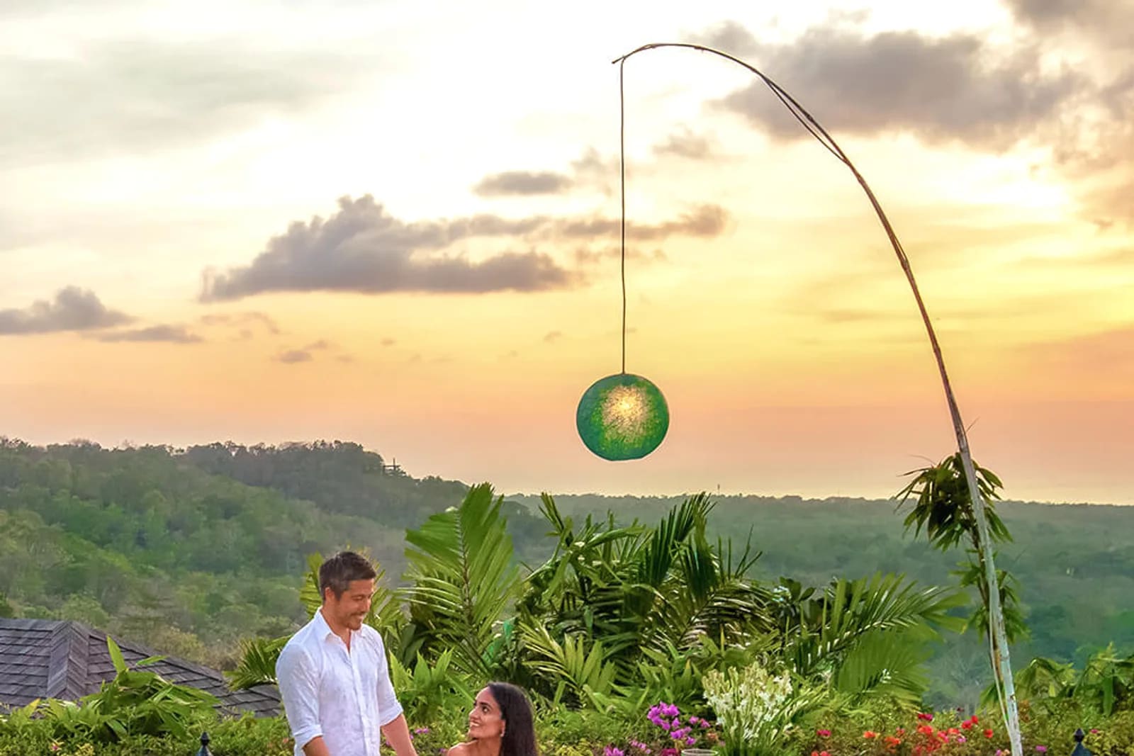Hidden Gem Uluwatu at Hidden Hills Villas — Restaurant