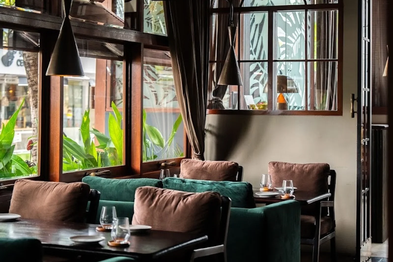 KONG | Contemporary Bistro — Restaurant