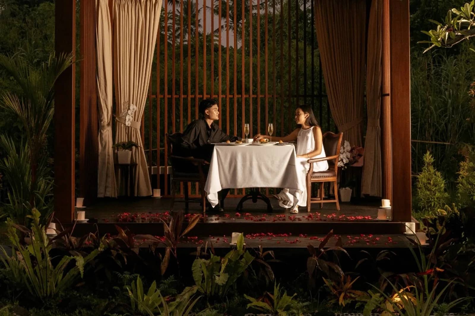 Ksuna Restaurant — Restaurant