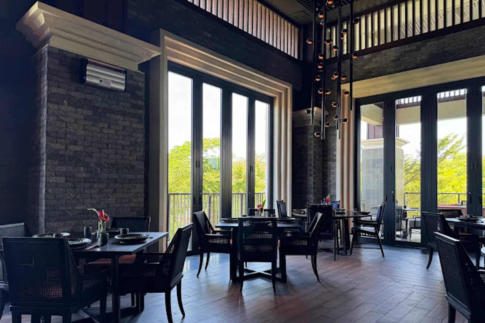 Lion X at Renaissance Bali Nusa Dua Resort — Restaurant