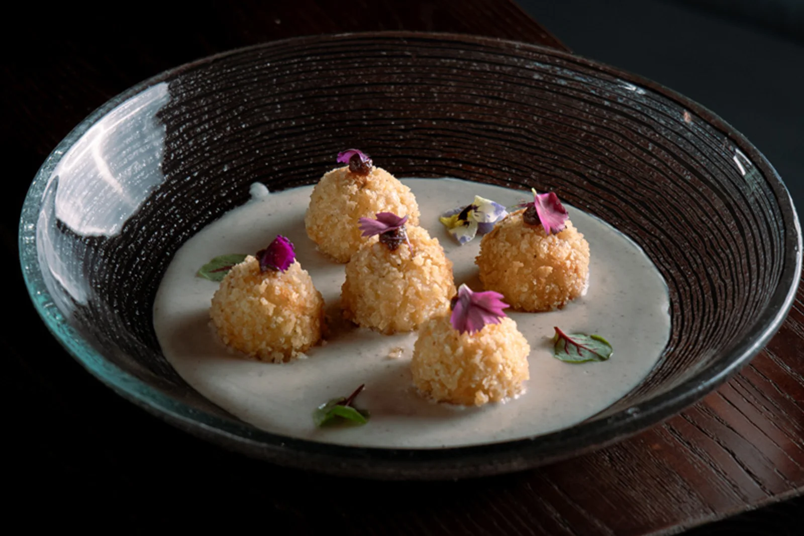 Queen's Tandoor - Indian Restaurant Seminyak Bali — Restaurant