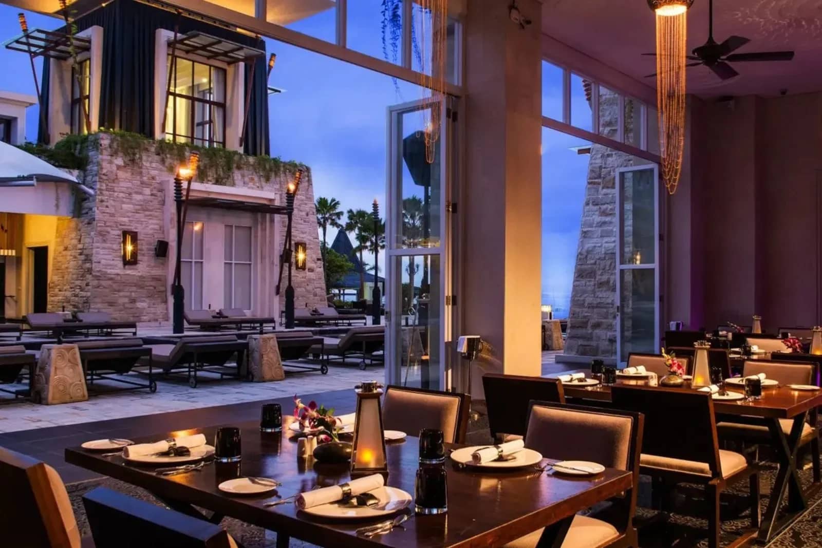 Sakala Beach Club at The Sakala Resort Bali — Restaurant