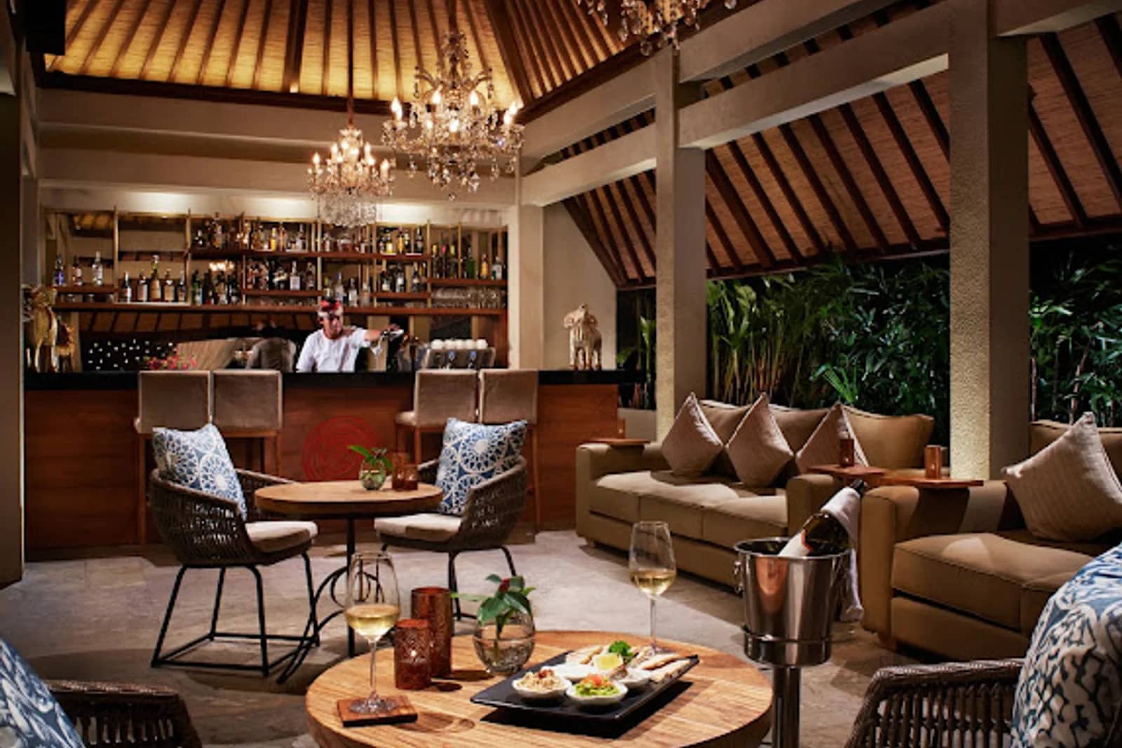 Senja Bar and Resto at Goya Boutique Resort — Restaurant