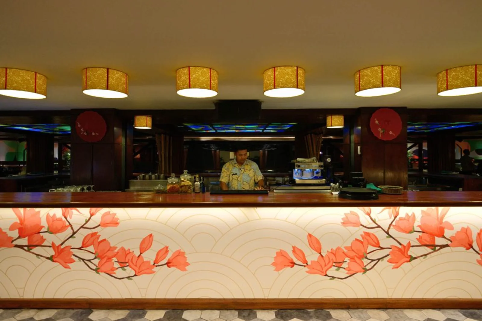 Suzie-Q at Double Six Luxury Hotel — Restaurant