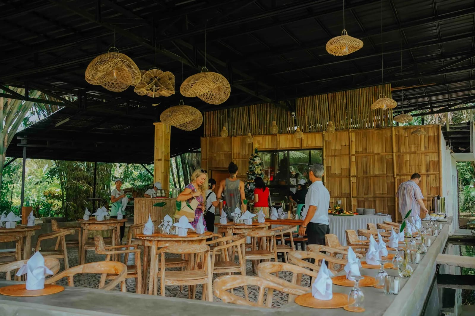 Tan-Ting Restaurant at LINGGA YOGA by The Jungle Pots — Restaurant
