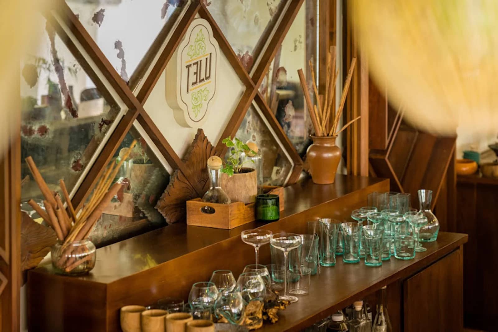TELU Bar at Four Seasons Resort Bali at Jimbaran Bay — Restaurant