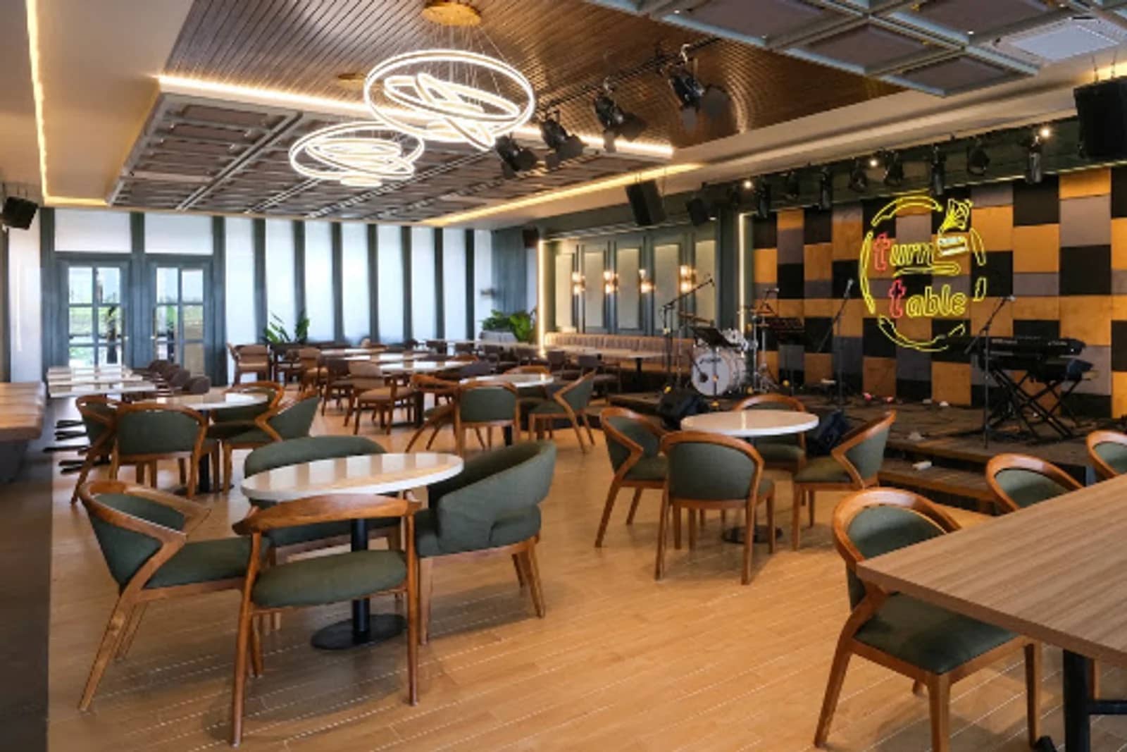 Turntable Canggu | Steakhouse — Restaurant