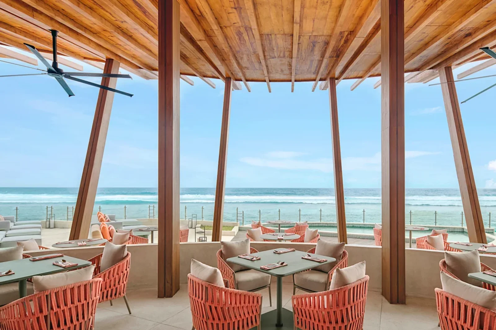 Uma Beach House — Restaurant
