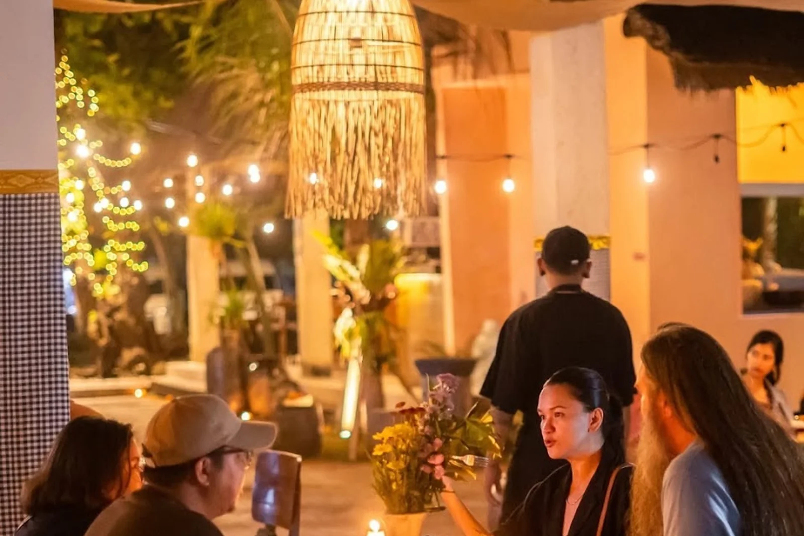 Urban Seaside restaurant & bar — Restaurant