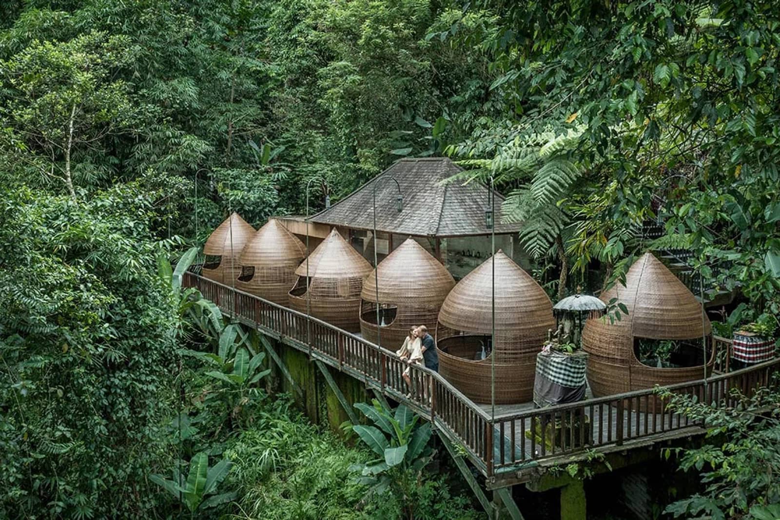 Wanna Jungle Pool and Bar at The Kayon Jungle Resort — Restaurant