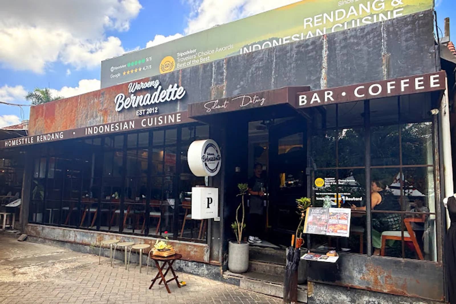 Waroeng Bernadette at Seminyak — Restaurant